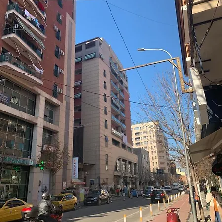 Center Ostello